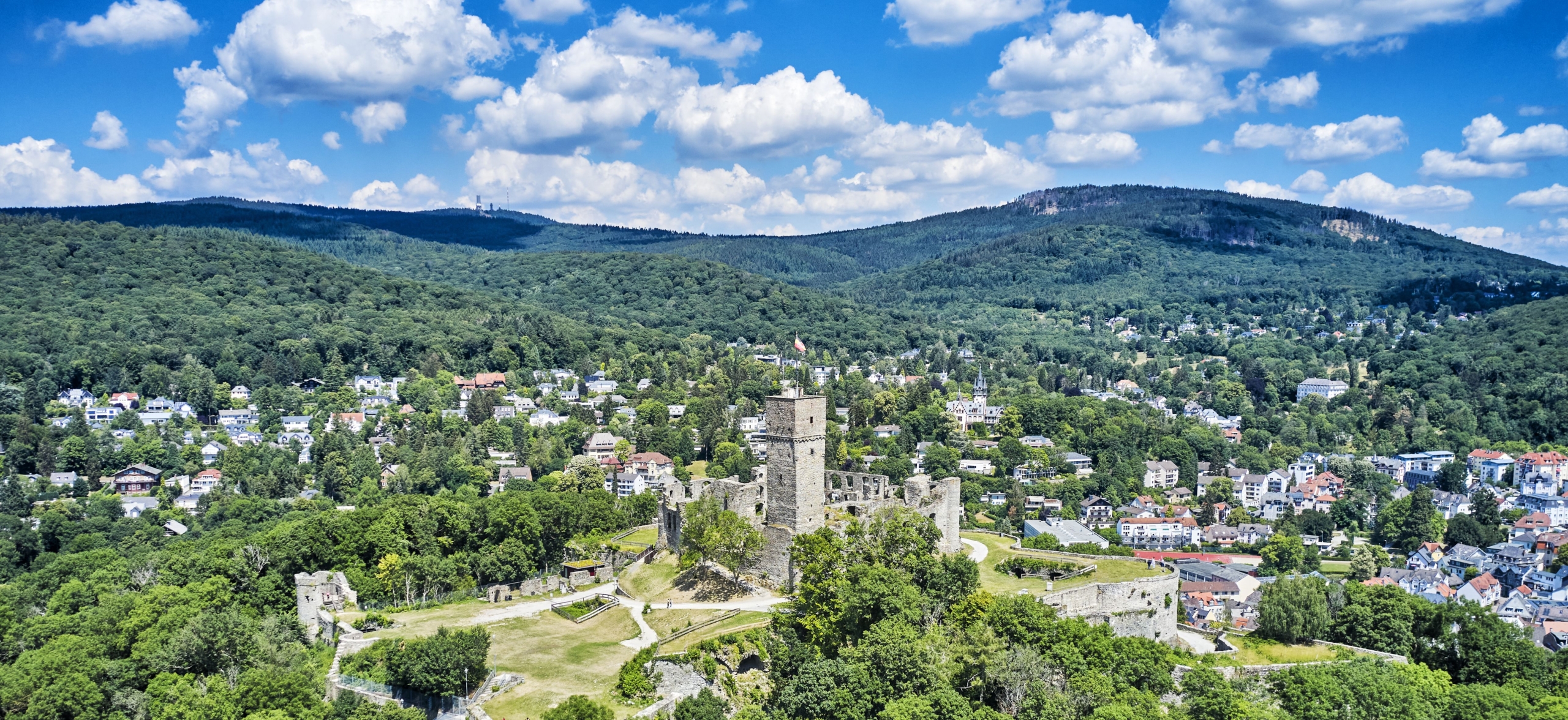 Königstein im Taunus am Fuße des ältesten Heilklima-Parks in Deutschland